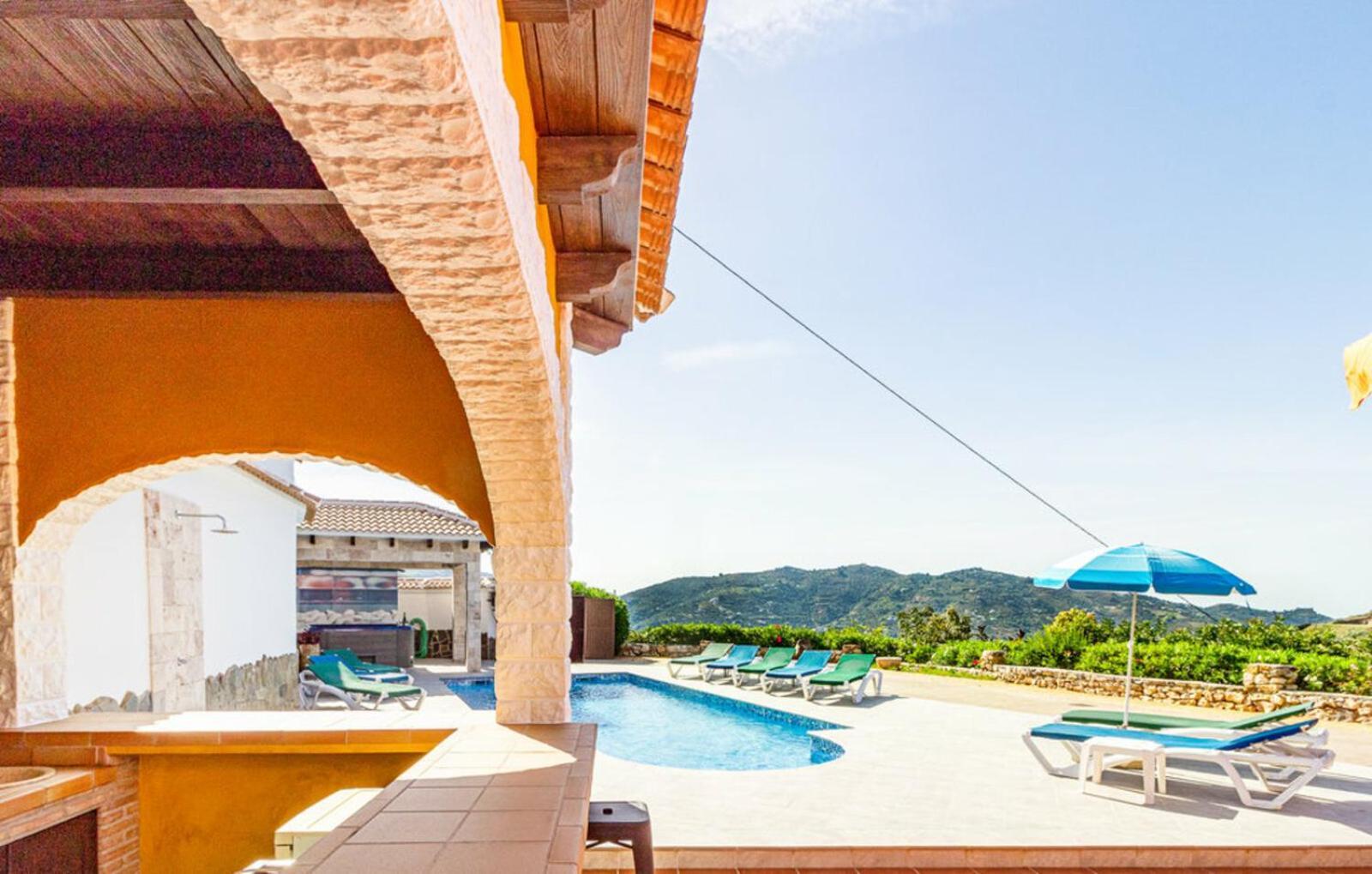 Villa Javier En Sayalonga Exterior photo