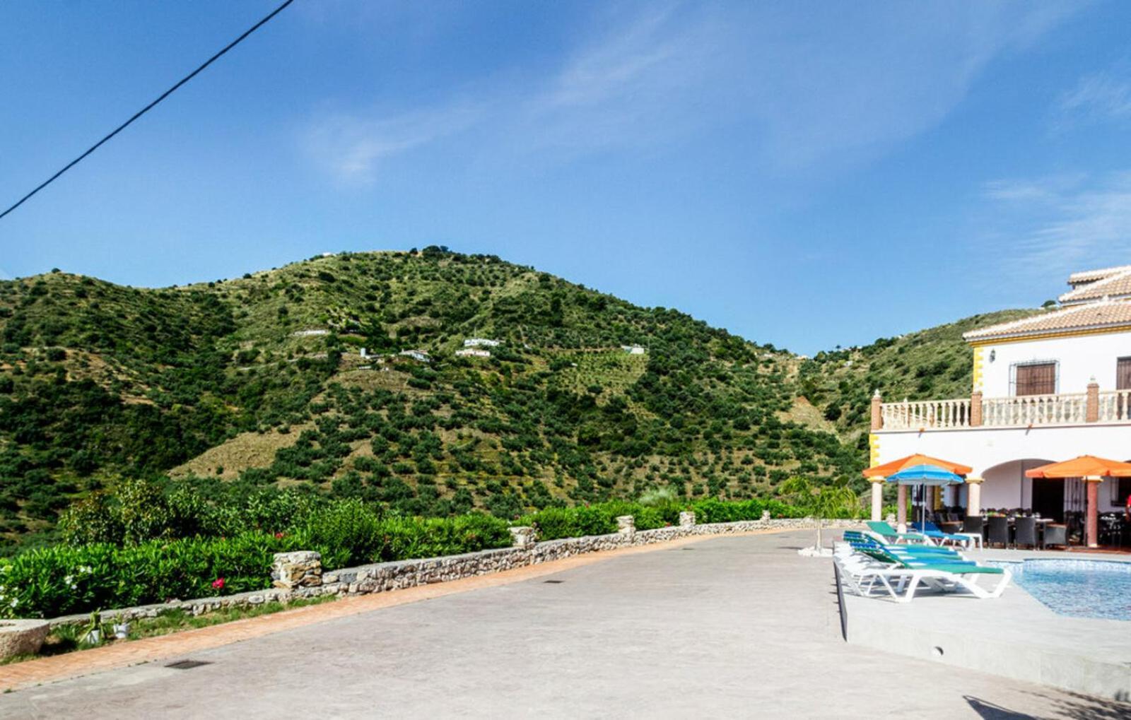 Villa Javier En Sayalonga Exterior photo