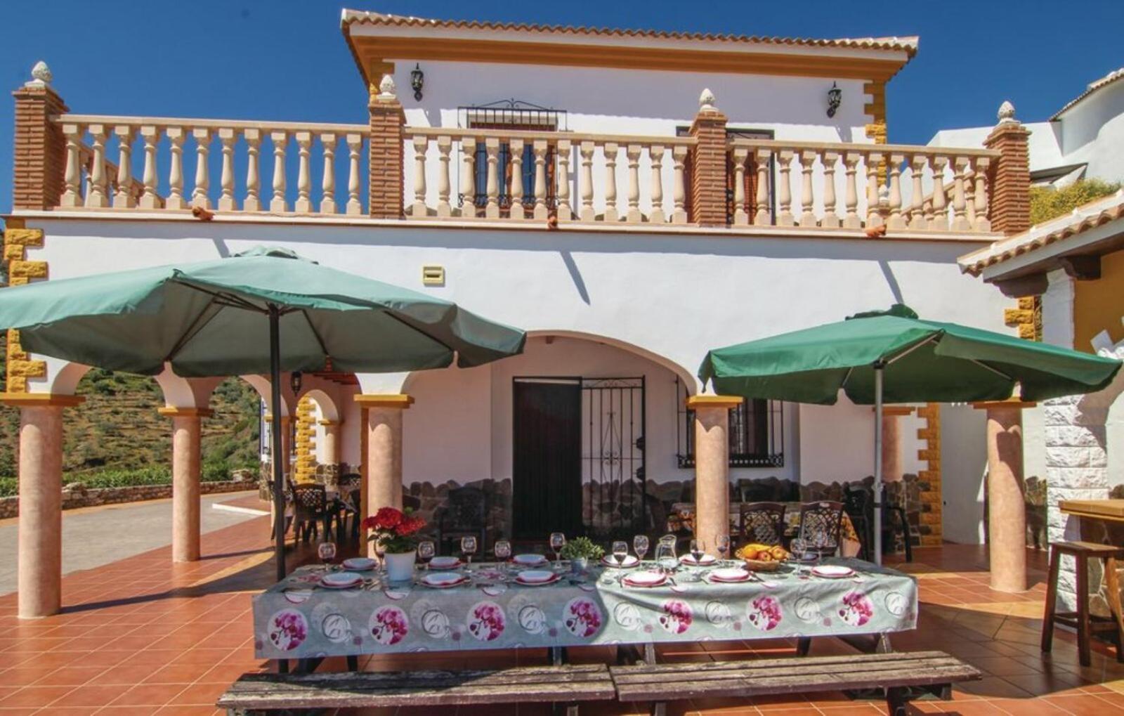 Villa Javier En Sayalonga Exterior photo