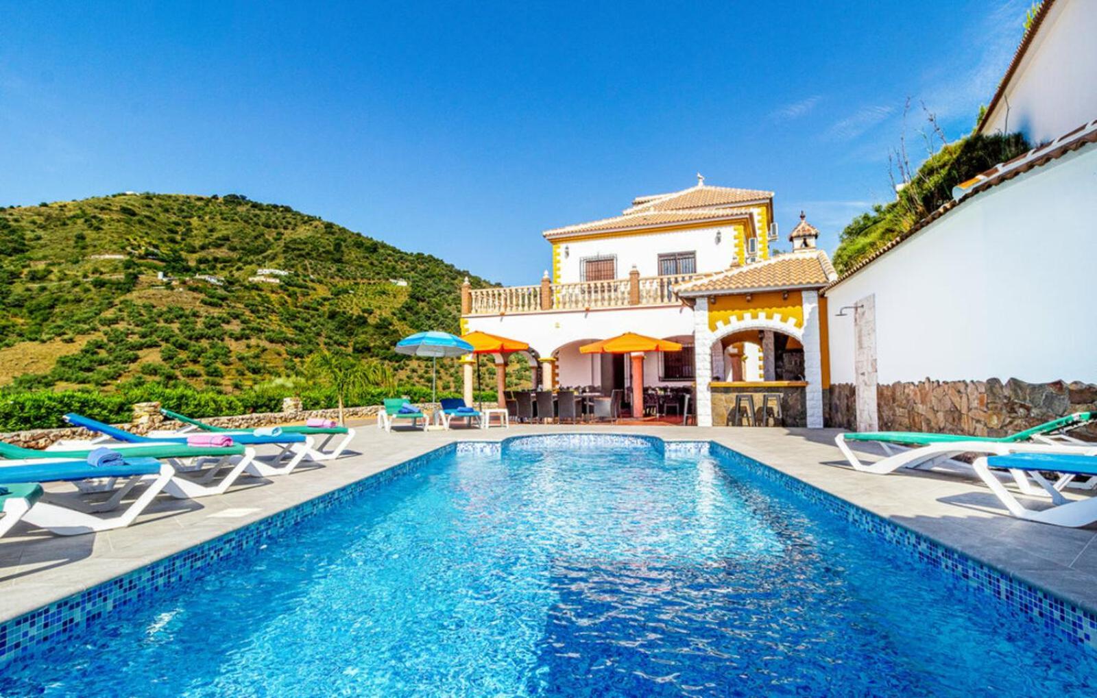 Villa Javier En Sayalonga Exterior photo