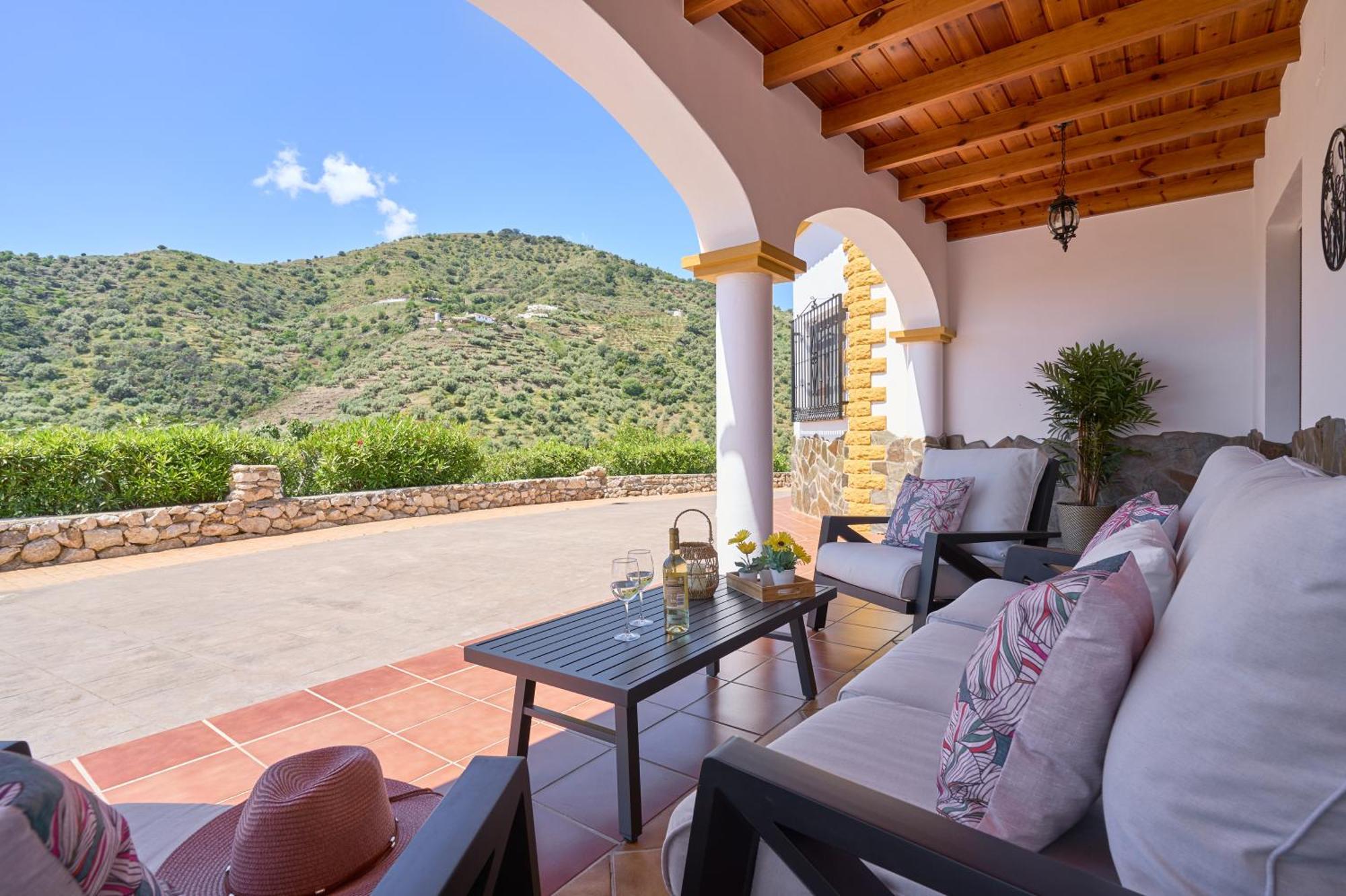 Villa Javier En Sayalonga Exterior photo