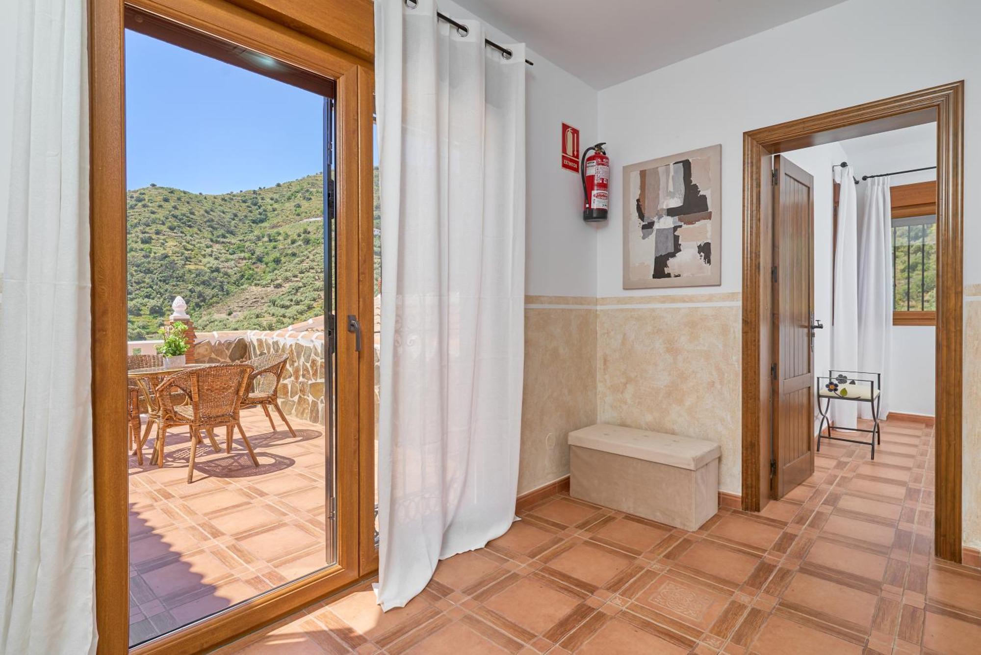 Villa Javier En Sayalonga Exterior photo
