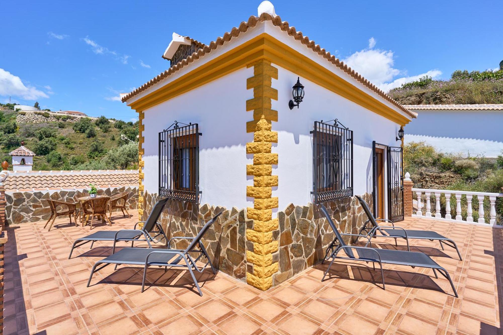 Villa Javier En Sayalonga Exterior photo